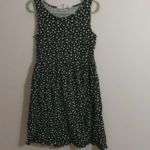H&M black white flower dress